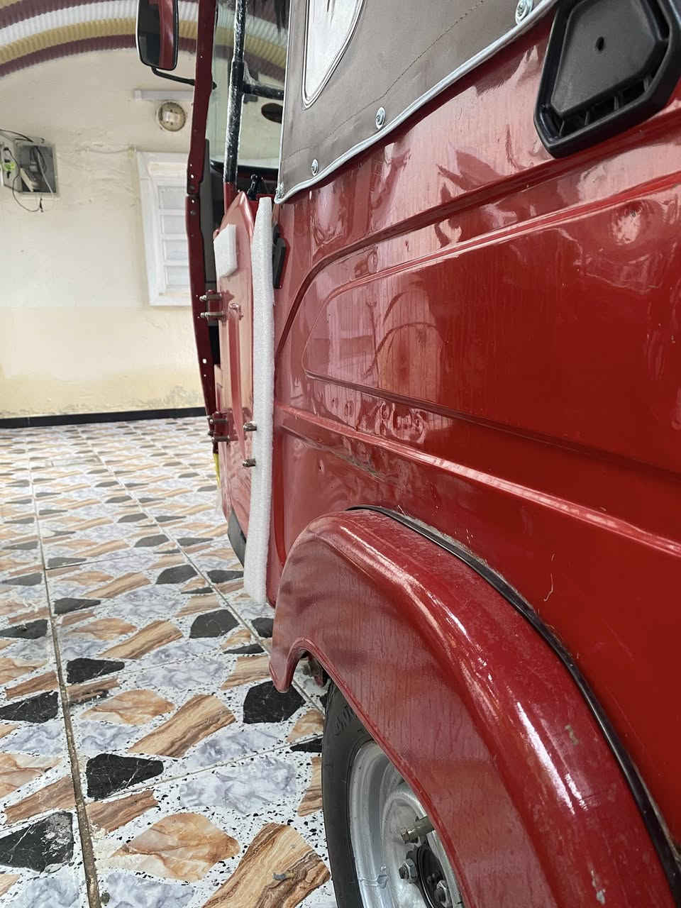 سلام عليكم / تكتك للبيع 2021 رقم بابل انكليزي مداو يمته ما تريد مكينه كفاله تبخير تنقيص الگشر كفاله ما عدا بارد ما مصلح فوك بگ لايت موضح بالصور . مكاني بابل الحمزه الغربي السعر اتصل او . *********** 🤍.
