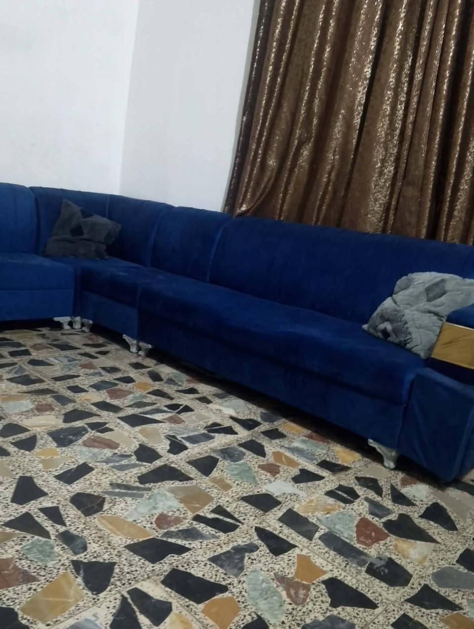 تخم للبيع سعر 200
12مقعد


**إذا كنت صاحب هذا الإعلان وتريد حذفه لأي سبب، رجاءا أرسل رسالة إلى الدعم الفني**