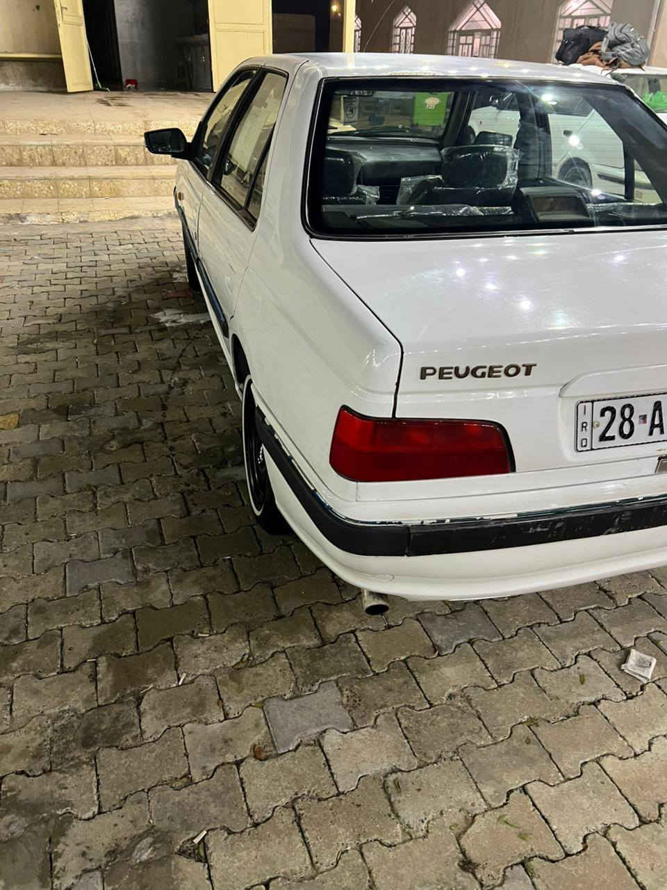 السلام عليكم بارص 15للبيع السياره كفاله عامه جاهزه من كير ومحرك وحداديه وتخم تاير وتبريد رقم نجف. انكليزي سنويه ماصاقطه مكانه نجف السعر 53 بيه مجال للاستفسار الاتصال على الرقم ***********
