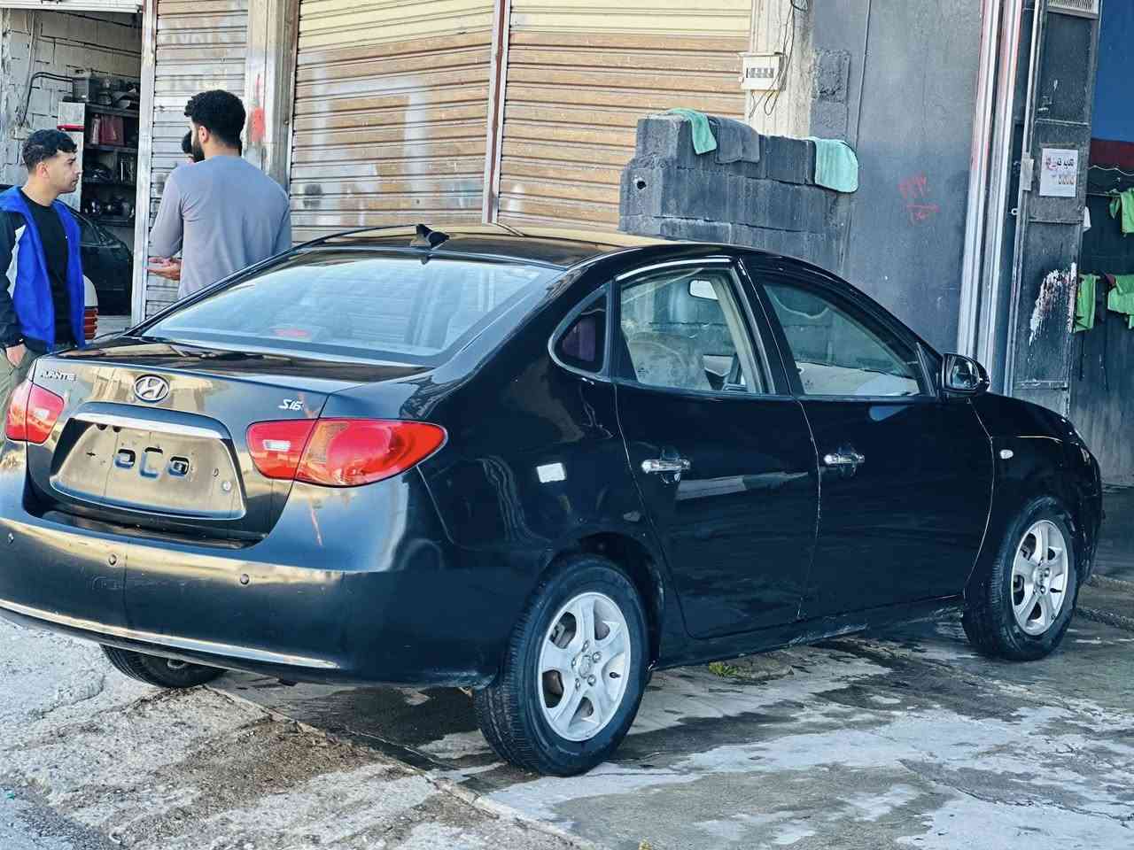 ئاڤانتی براوە ٢٠٠٨ جلد هیتەر شاشە دەکشن بەرز کامیرە بەس سلایت نیە بێ زەڕبەو ناوگرتن  تایەو ویلی تازەی لە ژیرە   بێ تەقەو ڕەقە سیعری  ٤٥قفلی  شوێن نزیک هەلەبجەی شەهید ***********
