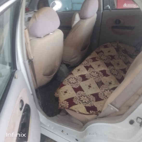 السلام عليكم شيري كيو كيو موديل 2013كير مكينه جديدات رقم بغداد انكليزي تحويل ثاني يوم السعر 35وبيها مجال مكان السيارة كوت مامتواجد بل فيس رقم ***********
