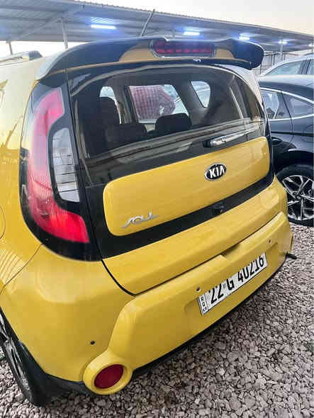 كيا صول موديل 2015 خليجي مكينه 2000 دوش مرغوب. مكفوله  من صبغ وتبديل فقط مكانين بارد زغار اربيل سنويه جديده ورقم هزه جديده سياره وضع شركه جديده كلش ونضيفه. سعر 127 قفل مكاني ديوانيه. *********** بغداد
