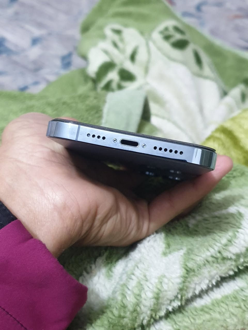 للبيع اي فون13 برو ماكس دبل سيم كارت فاقد شبكة سيم كارت ومبدل شاشة وضهر بطارية٨٨ جهاز فقط بدون اغراض ابيع قفل ٣٦٥ الف مكاني الاعظمية ***********
