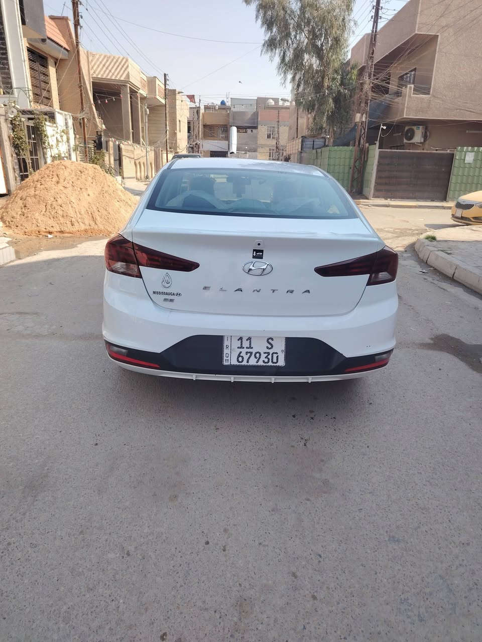 النترا موديل 2020 ماشيع 66 كيلو حادثها بنيد فقط كير عادي مكانها بغداد السعر 125 للاتصال ***********
