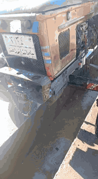 سلام عليكم مكينه عنتر للبيع موديل،، 89،، تخم تاير جديد مكان ديالي جلولاء رقم وسنويه رقم الهاتف ***********السعر خاص
