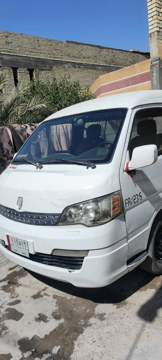 ‏جنبي موديل 14 السيارة مكفولة من الصبغ و الضربة
‏بيها باردات قليل و رقم واسط و السنوية بعد شهر تنتهي 
‏السعر 85 و بيها مجال و مكينة و كير و اكسن مكفولات 
‏سيارة حلوة و ما بيها صبغ *********** العنوان بغداد قرية السعادة
