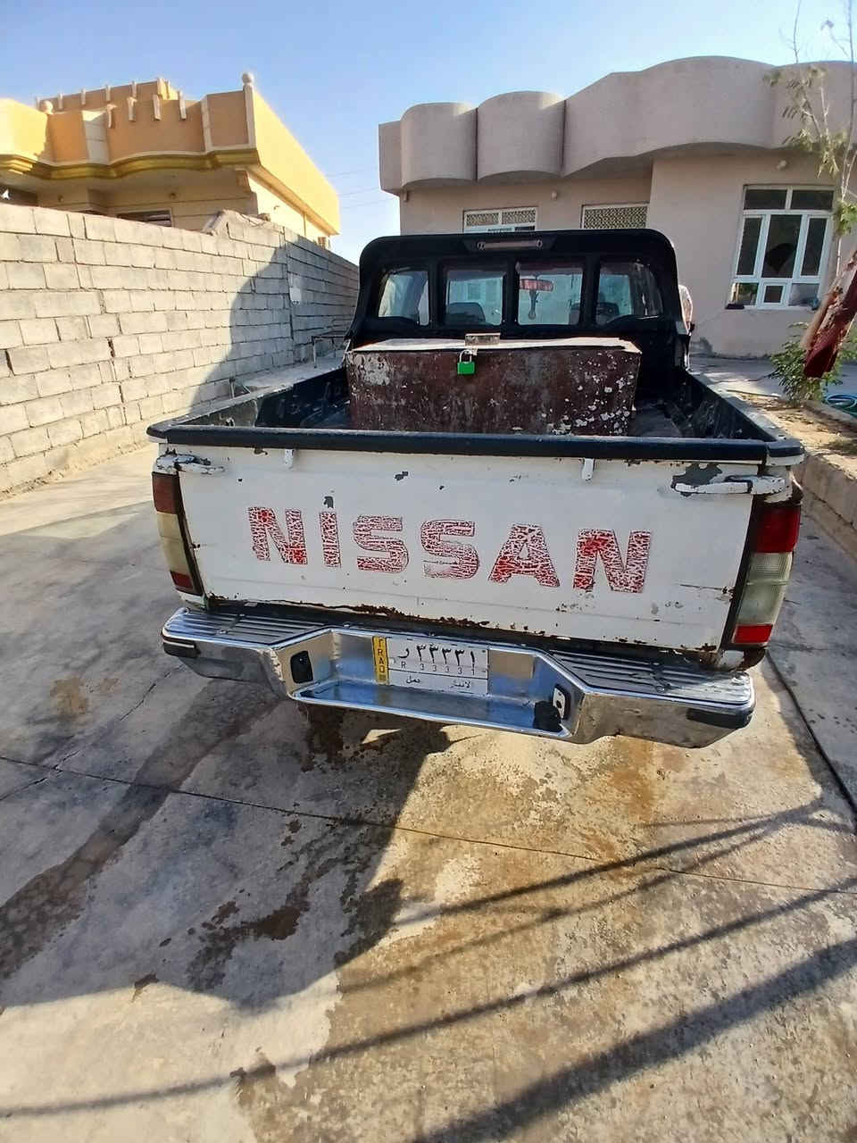 سلام عليكم 
بيكم نيسان دبل قماره مديل 1989
رقم انبار مشروع وطني رقم مميز صاحبها يدور تحويل مباشر سياره محرك بلادي مجفت جديد تخم تاير جديد سنويه شهر 12 تخلص *********** السعر (34) بيها مجال المكان ديالى
