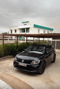 تيجوان R-Line • ٩٥ ألف ميل • ضرر باب خلفي
