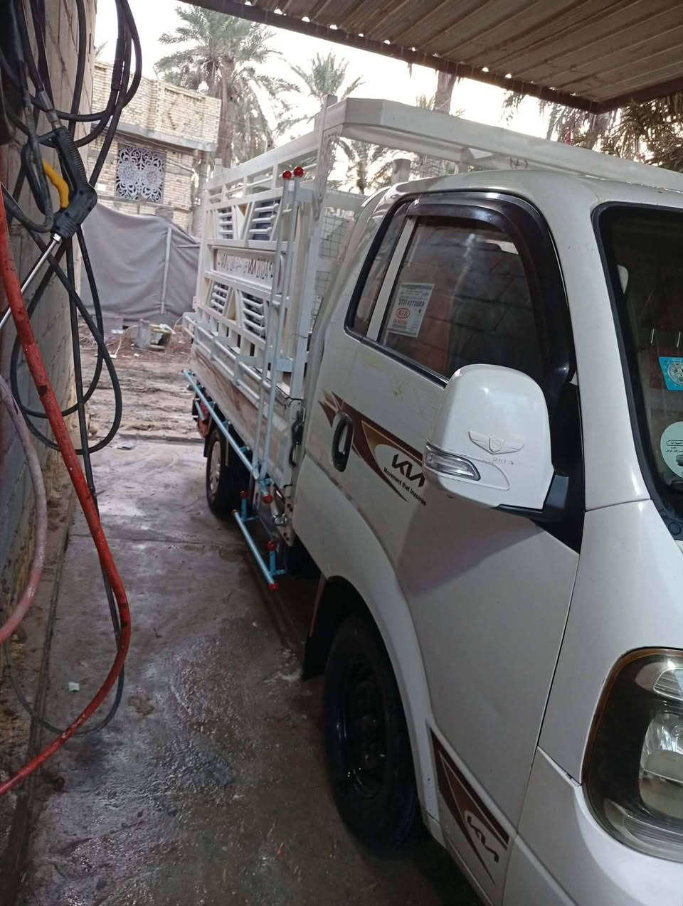 سلام عليكم 
بنكو موديل 2018
2700
مكفولة كفالة عامة 
رقم بصرة سنوية لل2028
ماشية 228 الف
رقم شاصي مبين كلش بعدة بحالة الوكالة
سيارة جديدة كلش أحلى من الصور 
مكان السيارة ناصرية سوق الشيوخ 
*********** 
أتصال فقط
