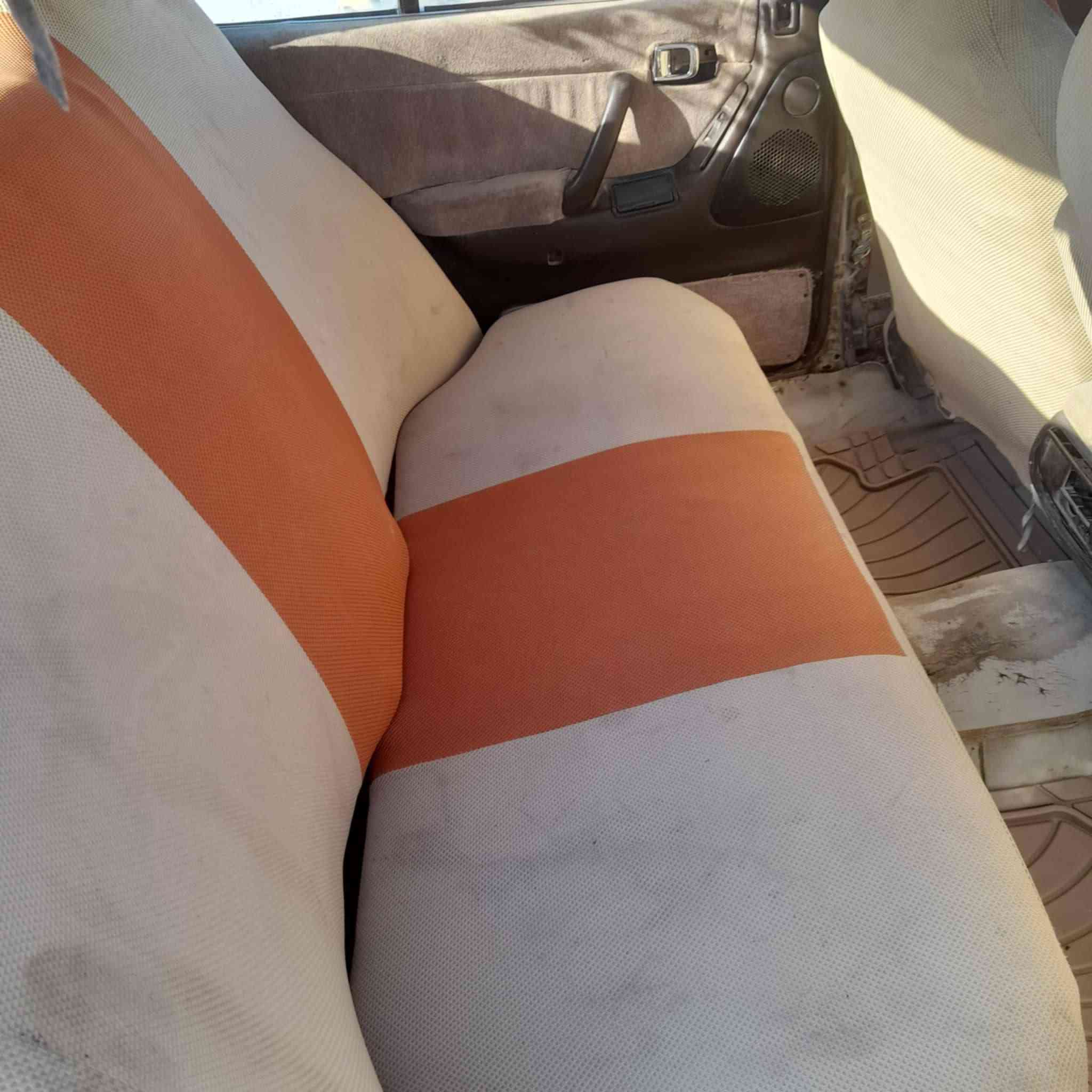 يا الله سلام عليكم سيارة ارنب كصيف رقم بغداد صدامي تحويل شرط مكينة وكير فيفيتي حدادية حلوة دواخل حلوة ابيع هل موجود شرط المداور.او الوكاله. سياره جاهزة. خير من الله سنويه كارتونيه نافذه ب2014السعر 27.  الاتصال ***********
