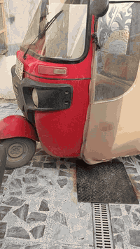 اخواني السلام عليكم اخوان تكتك ١٨ شهر ١١ مكفوله كفاله عامه من الصبغ من الضربه والتكتك احلى من الصور مكاني بغداد العبيدي رئاسة شارع عشرين ما متواجد عل فيس لغوده موس والصفاح موس بس بوشه وبستم مجفت بيها التكتك لا تنقيص ولا تبخير ومرقمه وبأسمي رحمه الوالديكم لحد يكسر بحلال العالم التكتك اذا تغسلها تخبل تطلع سعر 6000000 بها مجال***********
