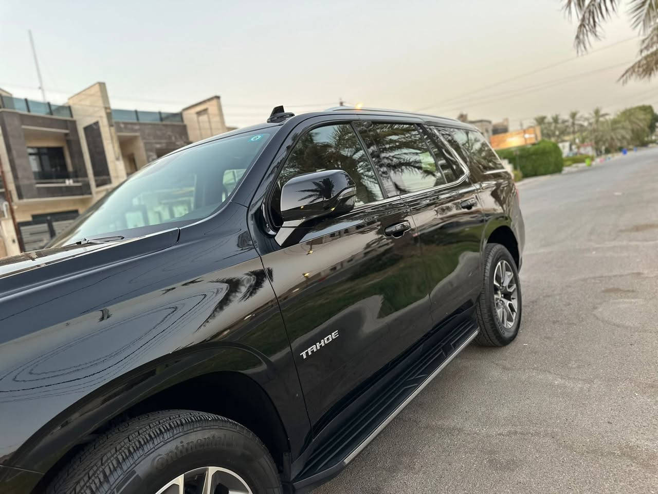 تاهو. 2023
Lt
لون اسود 
بي بي اف 
خليجية وكالة المنصور 
شاشية جبيرة 
كيج الكتروني 
شاشات 
مري شفط 
مري قلاب 
كشنات تتفئة
فور ويل 
اطفاء ذاتي 
كامرات ٣٦٠ درجة 
ويل كروم 
حساسات امامي خلفي 
صندوق كهرباء 
بانوراما
مكينة ٥٣٠٠
ماشية ٧٢ 
انضمة قيادة 
كشنات خلفية كهرباء 
ثلاجة
شحن واريل ليس 
٤ ابواب بصمة 
رقم بغداد بسمي الجديد 
***********
