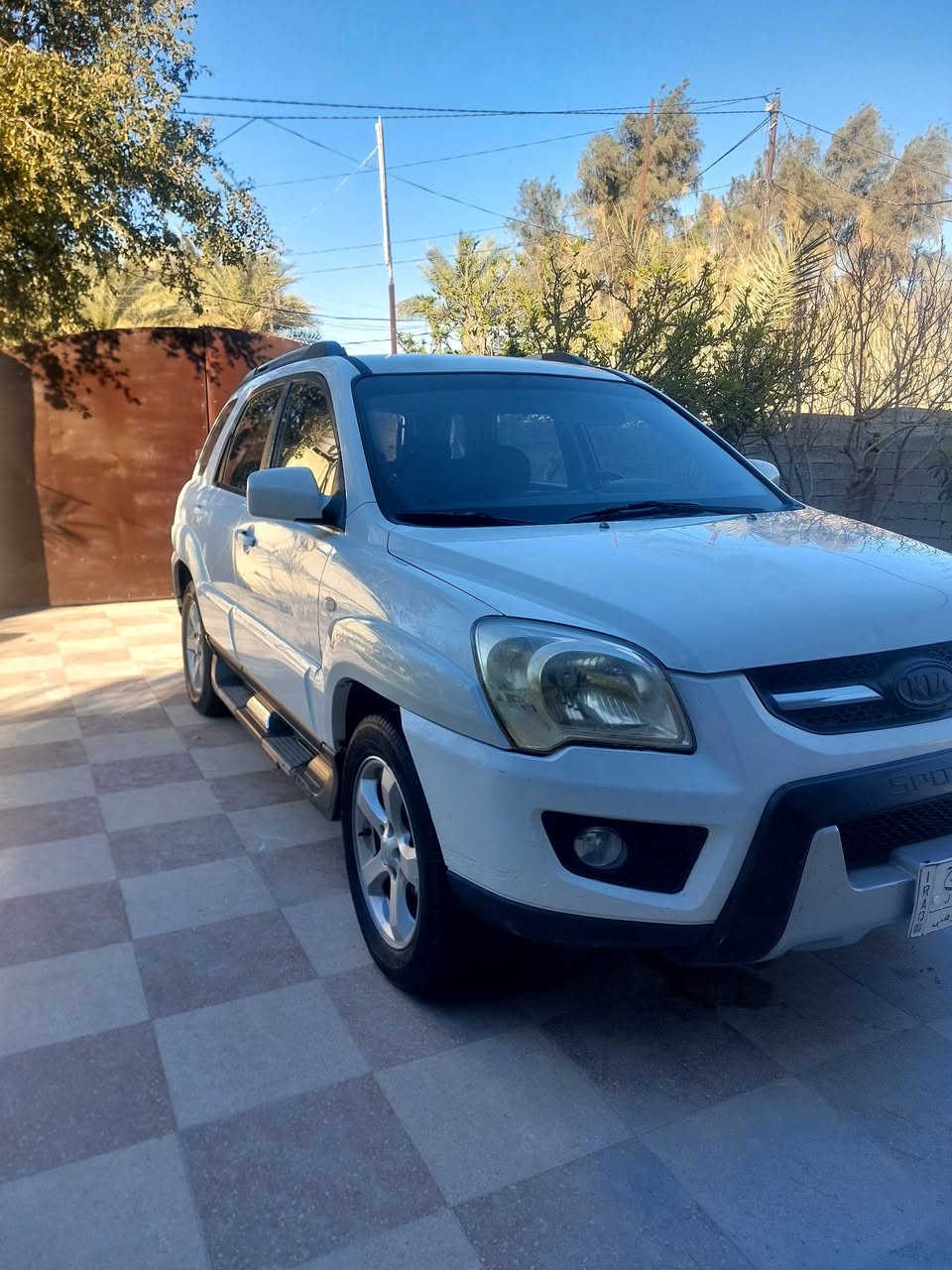 السلام عليكم سبورتج كوري موديل 2010
رقم بغداد نص فول 
محرك 200 بلادي كير بلادي 
بدون صبغ اكو فيدو توضحي للسياره 
سعرالمطلوب 118 بيع مستعجل 
***********وات ساب موجود 
*********** ديالى بعقوبه
