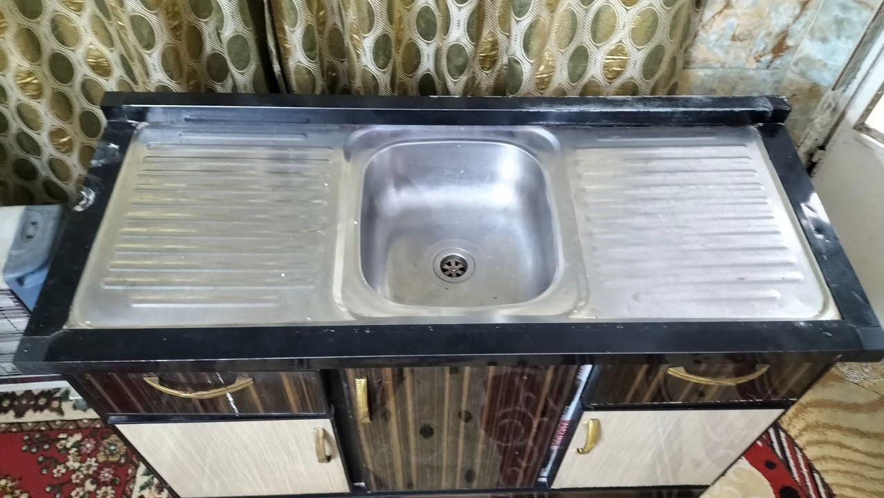 سلام عليكم سنك مستخدم نضيف تفصال الألمنيوم مو سوكي عنوان شعب اكو توصيل *********** بي وتساب
