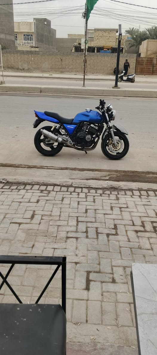 سيبي فور جيل اول مديل 2001مرقمه شلعة معدل لول اتصد اذا شراي وتدلل ***********
