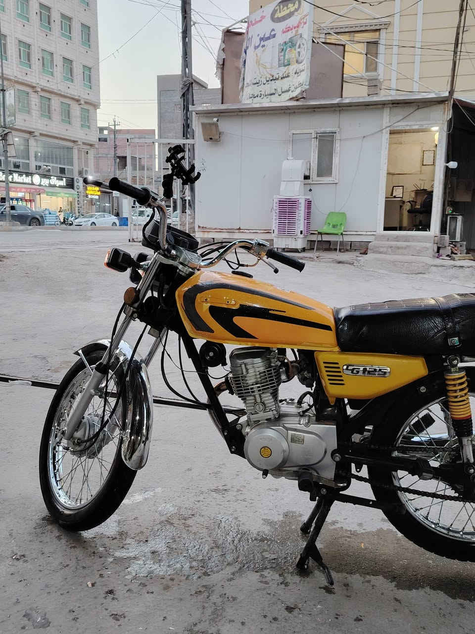 اربعة كير موديل ٢٣ رقم وسنوية بسمي لوحات انكليزي اثنين  بيع سعر 850
*********** واتساب
