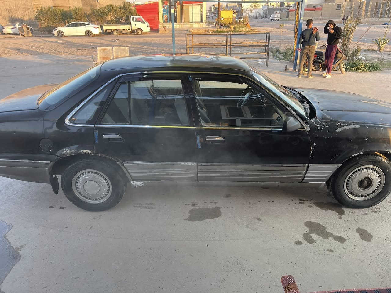 السلام عليكم
دايو بروك هام رقم صلاح الدين الماني مشروع وطني 

كير اوتو كير ومحرك جدد تخم تاير جديد 

صدر امامي خلفي مبدل جديد كهربائيات كلها شغاله 

سعرها ٢٣وبيها مجال قليل مكانها تكريت ***********
