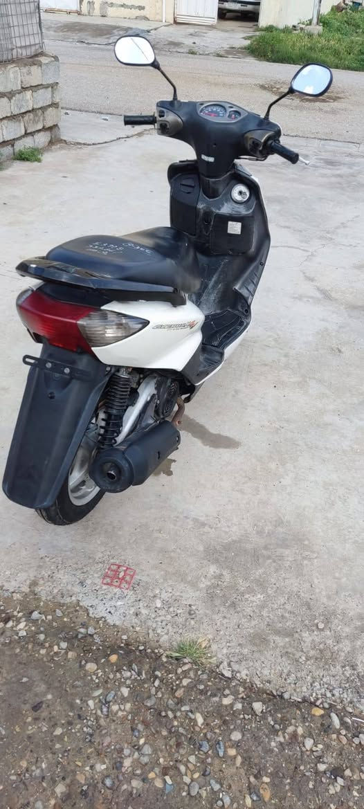 من رخصة الأدمن
للبيع دراجه سكنس ياباني نثيه 
دراجه نضيفه 
سعر 825
موقع ديالى بعقوبة التحرير 
الاستفسار اكثر تصال عل رقم ***********
