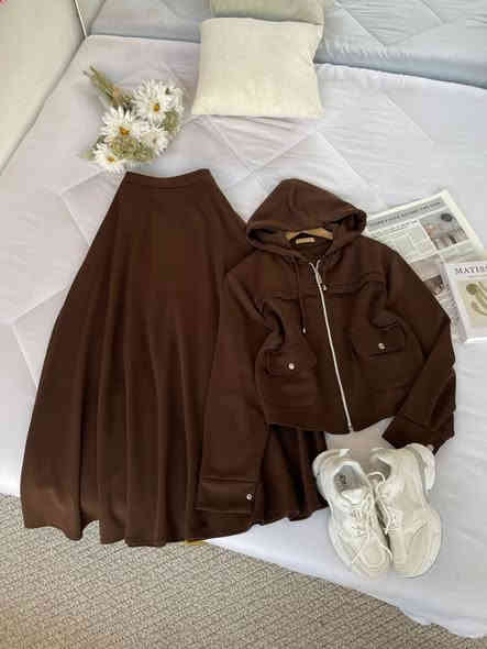 طقم قطعتين جميل    😍
الأستفسار آكتر واتساب ‭0787 592 8266‬
تنوره كلوش + جاكيت 
 
 نوع الخامه دالگچ سفنجيه 

حيل نازك بل لبس 👌🏻

القياسات يلبس 👇🏻
38 40 42 44 46 48
 
السعر خاص😍
