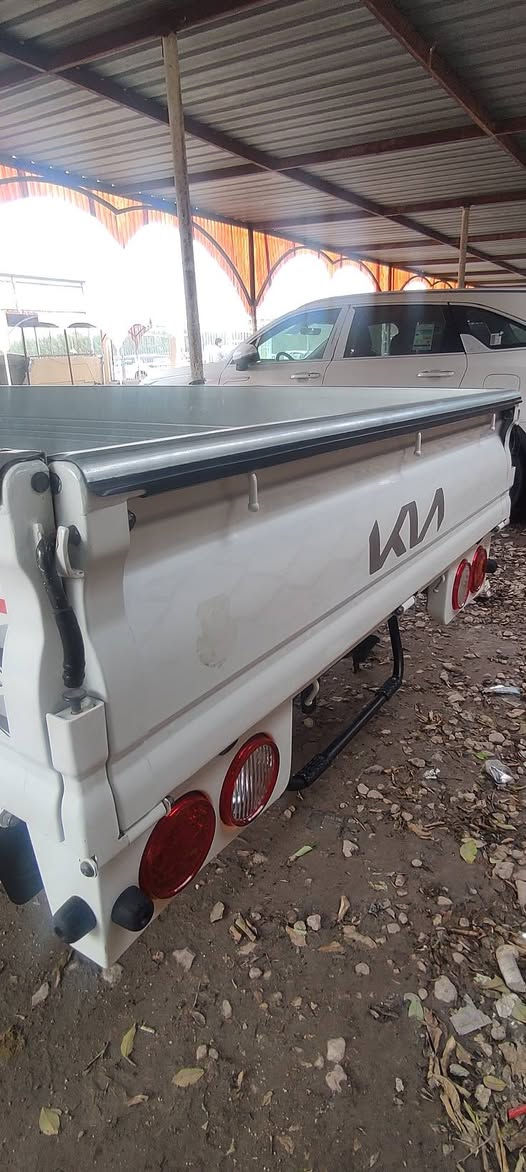 سلام عليكم
للبيع كيا حمل موديل ٢٠٢٢
حجم مكينه ٢٧٠٠مفتوح
مكينه كير اكسل تخم تاير جديد 
كفالة عامه من الصبق والتبديل 
فول مواصفات دبل ايرباك 
نظام ABC
ماشيه ١٧٠
وضع الشركه 
سنوية مجدد ٢٧تحويل مباشر 
مكان بابل جبله الاستفسار هـ *********** سعر ١٣٩بيها مجال بسيط جداً
