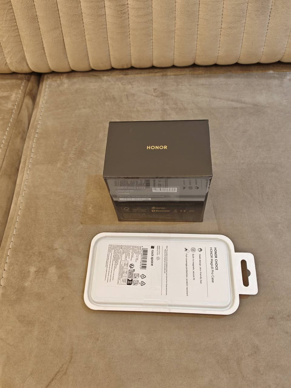 السلام عليكم اخوان ساعة هونر 5 الترا جديدة وغير مستخدمه نهائيآ مع حافظة أصلية جديدة السعر 300 الف الاتصال *********** السيدية
