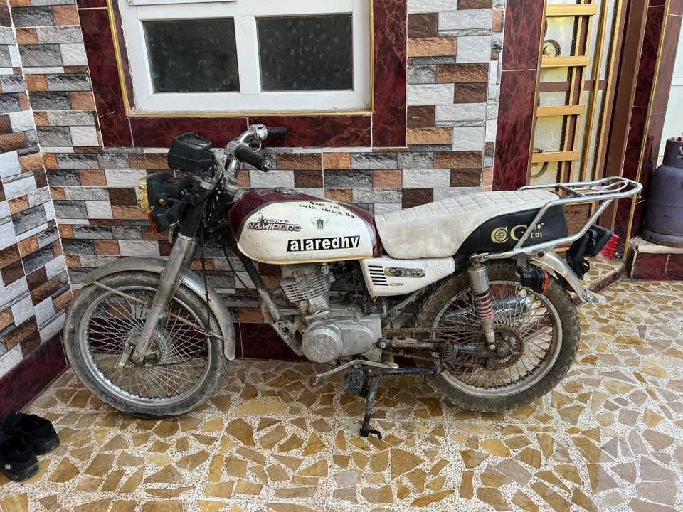 للبيع ماطور ٤ كير اوراق موجودة ٢٠١٥ شرط شغال كلشي مابيها ***********
