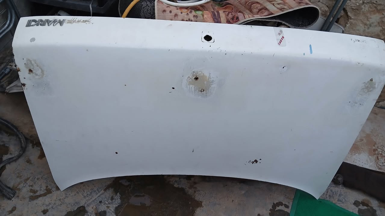فره مارك نظيفة مع غرفه مع حدادية لايتات اصليات  بسعر مناسب مكاني النجف  ***********
