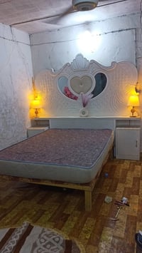 غرفه اخشاب • دوشك چربايه • ثلاث فرشات