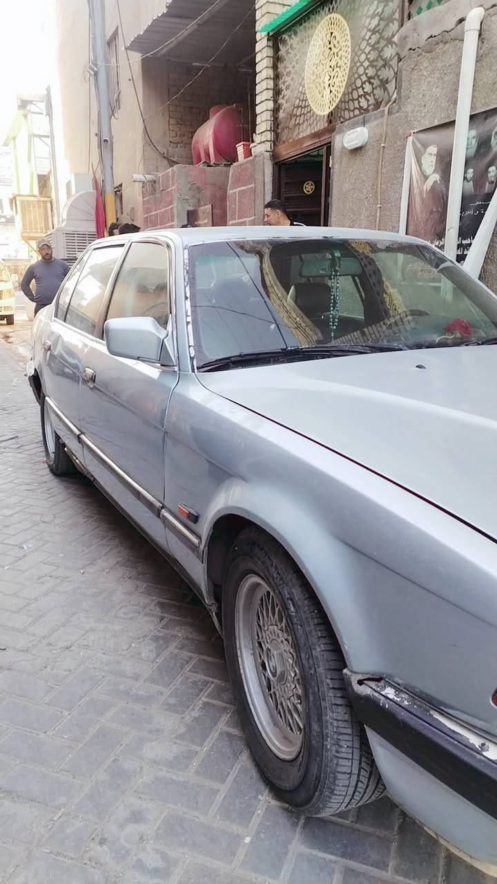 للبيع السعر 38 سياره خير من الله مكينه حلوه كير حلو سياره عليها غرامه 200 عليه تبريد ثلج تجي وتقتنع العنوان مدينت الصدر الاستفسار واتساب ***********
