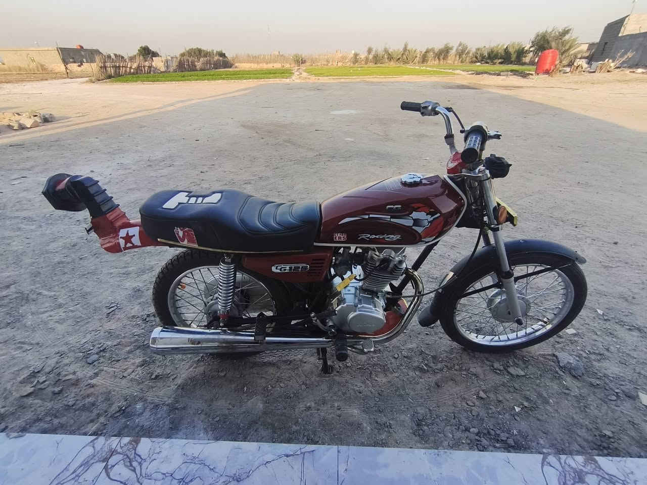 سلام عليكم دراجه لبيع تعمير جديد دوات مكان بصره زبير سعره 600
‏‪ 0771 767 4814‬‏
