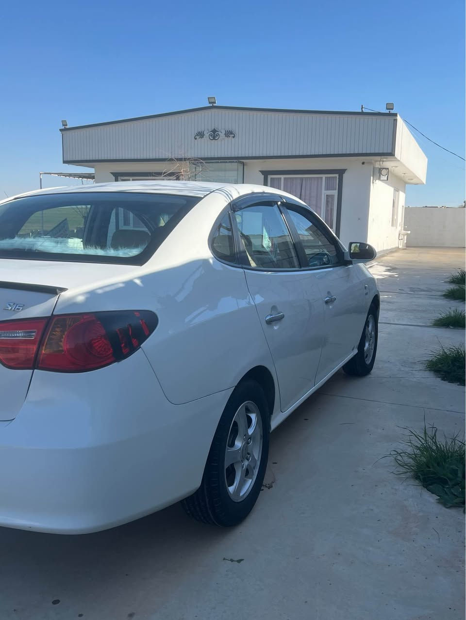 ئاڤانتی 2007 براوەی دوبەی  شتی لۆک و 151 هەزار رۆشتوە سەیارەکە لە رەسمەکە جوانترە کەڤەری نەگۆراوە چال و قوپاوی نیە مەکینە 16 دکشن بەرزە سعری 57 گەلا شمشمل, السليمانية


**إذا كنت صاحب هذا الإعلان وتريد حذفه لأي سبب، رجاءا أرسل رسالة إلى الدعم الفني**