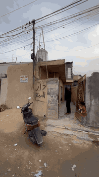 دار للبيع مساحه ١٠٠ متر عنوان العبيدي الشهداء الثانيه
السعر ٣٥ 
للاستفسار ***********
