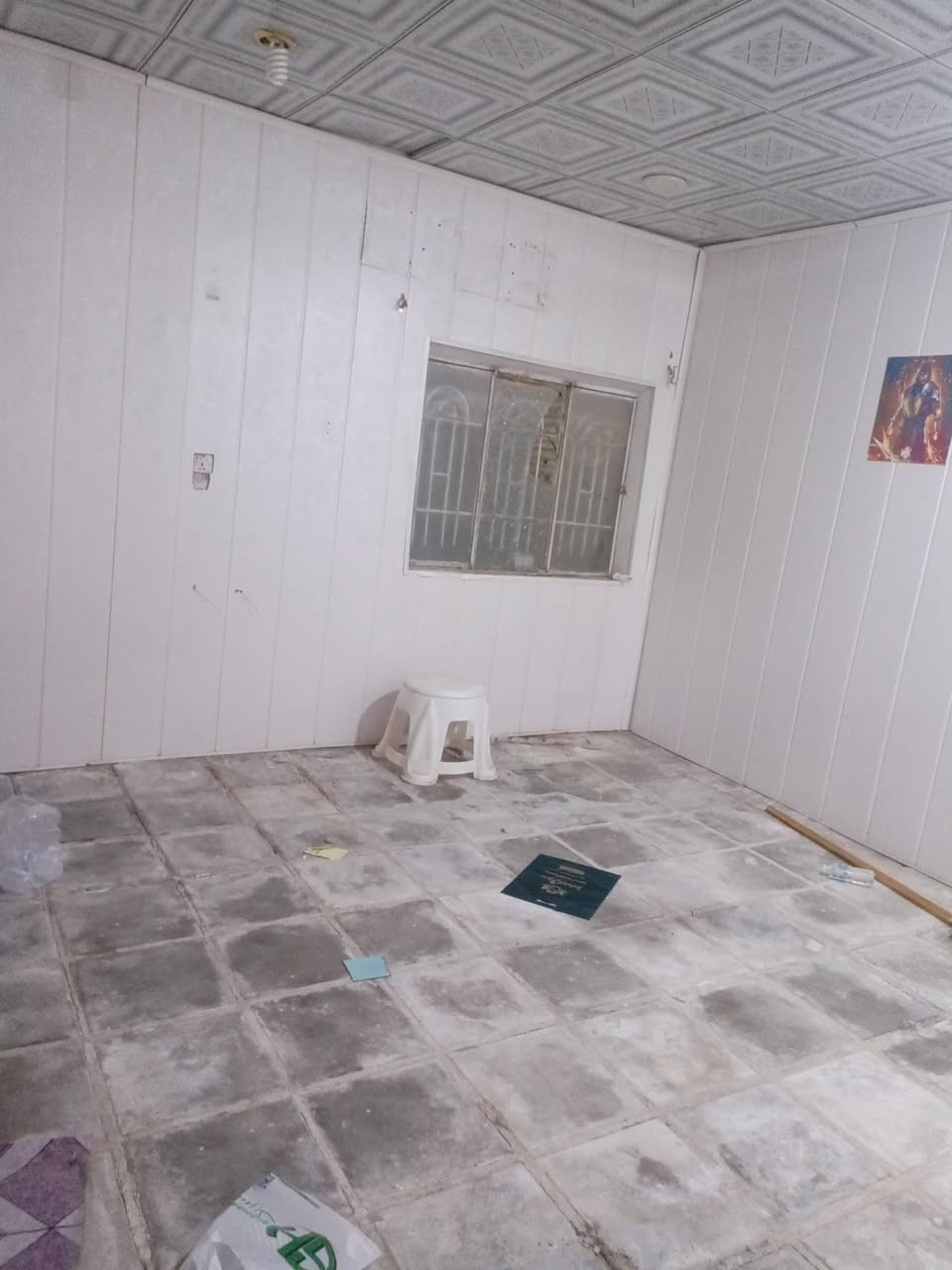 دار للبيع في حي العسكري منطقة ل 4 تالاف شارع مقابيل أسواق ادم شارع 12م 
المساحه 220م
بناء قديم سعر عرصه يباع منه 100م او 120 او كامل للستفسار مراجعه عقارات ابو مصطفى العبودي 
***********
