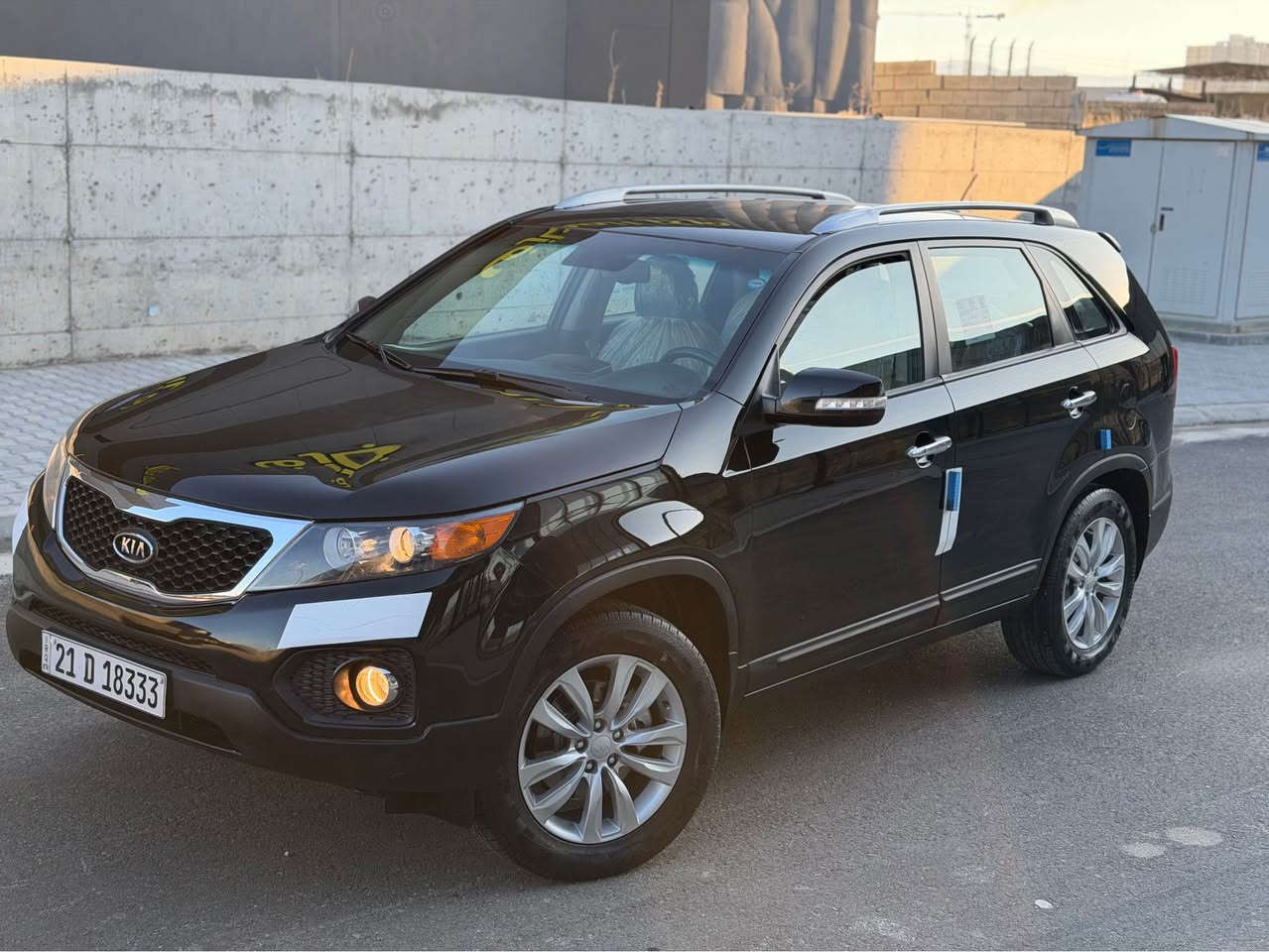 للبيع سورنتو خليجي موديل 2012 مواصفات كويتي 8 ايرباك تحكمات شاشه وكاميرا ويل كب الجبير مع تخم تاير 3قطع تبريد 7 راكب تبريد مركزي يدات نيكل مريات شفط ارقام وسنويه كله جديد مكفوله من الصبغ مكانين بارد مكانها السليمانيه
السعر 136 سعر مناسب جدا ومجال بسيط للشراي
*********** السليمانية, العراق
