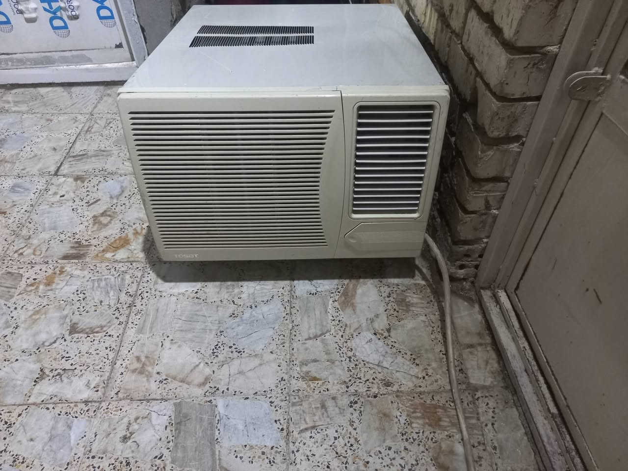 توسوت طنين للبيع روتري على وضع شركه غاز 410 سعره 300الف مكاني بغداد الأمين ثانيه وعندي توصيل ***********
