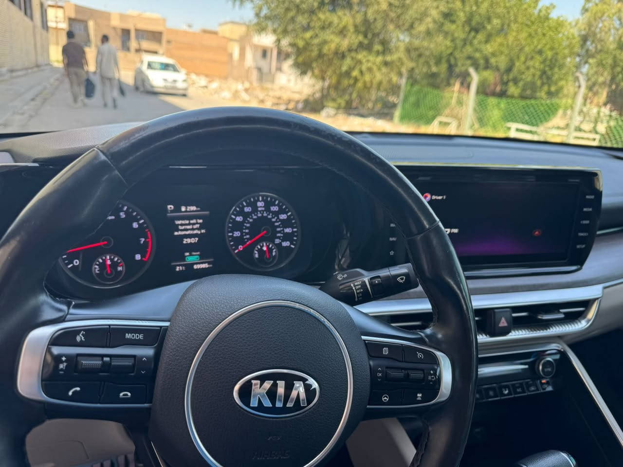 السلام عليكم …
للتواصل ***********
  K5. EX    موديل 21 لون مميز
للبيع / السياره فول مواصفات اعله فئه 
..•
بانوراما
بصمه
شحن هاتف لاسلكي
قياده ذاتيه ع الخطوط السريعه
هاند بريك بصمه
تشغيل عن بعد مثبت سرعه
ABS نضام
مانع انزلاق حساس أطارات
بك لايت ليد
شاشة حجم كبير تدعم كار بلي و اندرويد اوتو
كامره دواره
شاشه اعطال
ويل كورم لونين
رادار جانبي
مراقبة النقطة العمياء
رادار الخطوط البيضاء
اشاير بالمري
كشنات جلد
كشن كهرباء
لايتات 3 عدسات
نضام قياده أيكو + سبورت +سمارت +نورمال
usb + بلوتوث
فول تحكم ستيرن
كير أوتو + عادي
أوتو بريك
صندوك بصمه
AUTO HOLD
مصابيح خلفية LED
نظام سماعات Boss كلش راقي 
كشنات خزن ميموري 3 وضعيات 
لد نهاري  
كشنات جلد / تبريد / تدفئه 
بيها بعد مواصفات كلشي ابالك 
السياره بعدها جديده ماشيه 70 الف كيلو وقابل للزياده وكلش نظيفه
حادث السياره / الجاملغ الخلفي الايمن مصلح ومصبوغ وصبغ نص قبق الجنطه فقط 
 
سعر السياره (170) وبيها مجال مكاني النجف الاشرف 

للتواصل ***********
