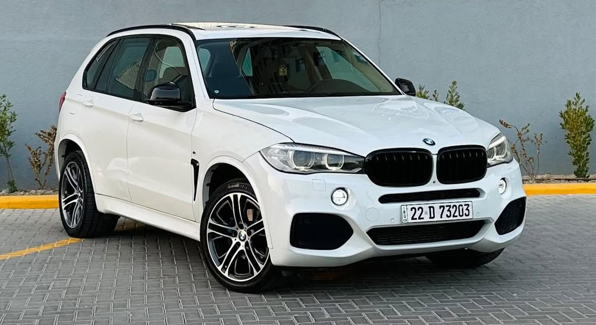 السلام عليكم
‏BMW X5
موديل 2014 فووول مواصفات 
وارد خليجي وكالة العروش 
مكينه N55  35 Twin turbo 
ماشيه 145 الف                                                
بصمه دخول + تشغيل

ثلاث انظمة قيادة
قمارة بنوراما 
ابواب شفط 
صندوق كهرباء 
بردات بل بوب
دشبول ليزري متغير
شاشه كبيره m
كت كامل مال M سياره 
 دركه m
دعاميات m
ويل كب 20 m. 2 سايز
شباك m
كامرات 360
 مع حساسات خلفية امامية
 لايتات LED ولايت زينون بلادي داينمك
داخل جلد قرميدي 
كشنات كهرباء متعدد الحركات 
كشنات خزن ميموري
انارة ترحيب مع شريط led حول المقصورة الداخلية 
شاشة كبيرة مع تحكم ماوس 
اخوان السياره بيه مواصفات هواي بعد
سياره بيه قطعتين صبغ 
بدون دواخل بدون ايرباك 
رقم اربيل سنويه وهزه ورقم جديد
تريد تحويل تريد وكاله حاضر
مكان السياره المنصور او الغزاليه
للستفسار ***********
