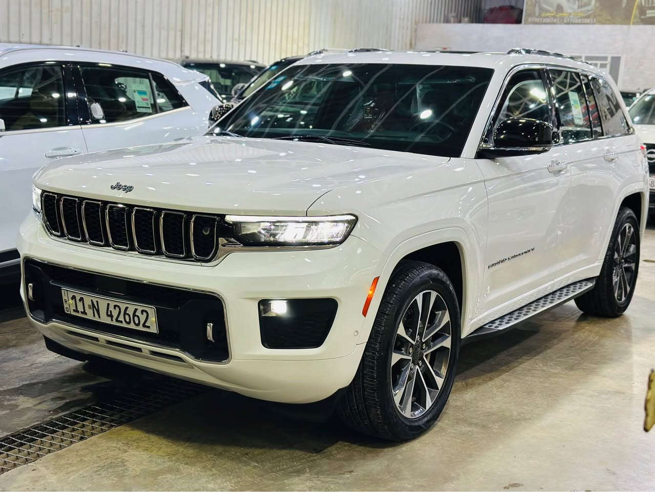 السلام عليكم جيب اوفر لاند 2023 5 راكب خليجي بدون صبغ فول جكات بانوراما جنطه كهرباء 4 كامرات كراسي مساج 3شاشات داتا شو داخل احمر جلد بردات خلفيه فول معروفه مواصفات الاوفر لاند بيهه بارد شي بسيط الباب الخلفي الايمن السعر 440 وبيهه مجال بيع او مراوس مكاني بغداد للاستفسار *********** بغداد, العراق
