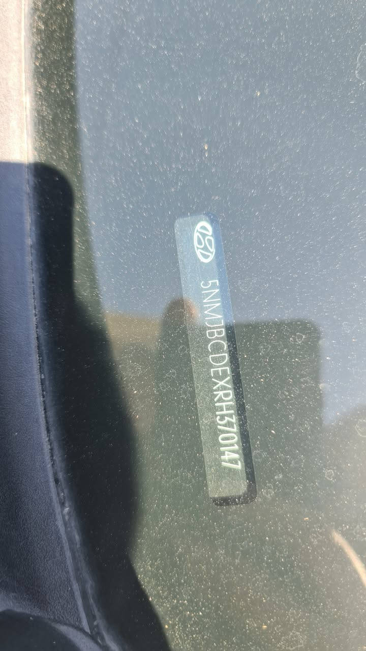 هونداي توكسن امريكي نظيف 
Km 32000
بجم كبس - حادث صندوق فقط بدون دواخل
سعر 21,000$ وبيها مجال
*********** WhatsApp واتساب أربيل, العراق
