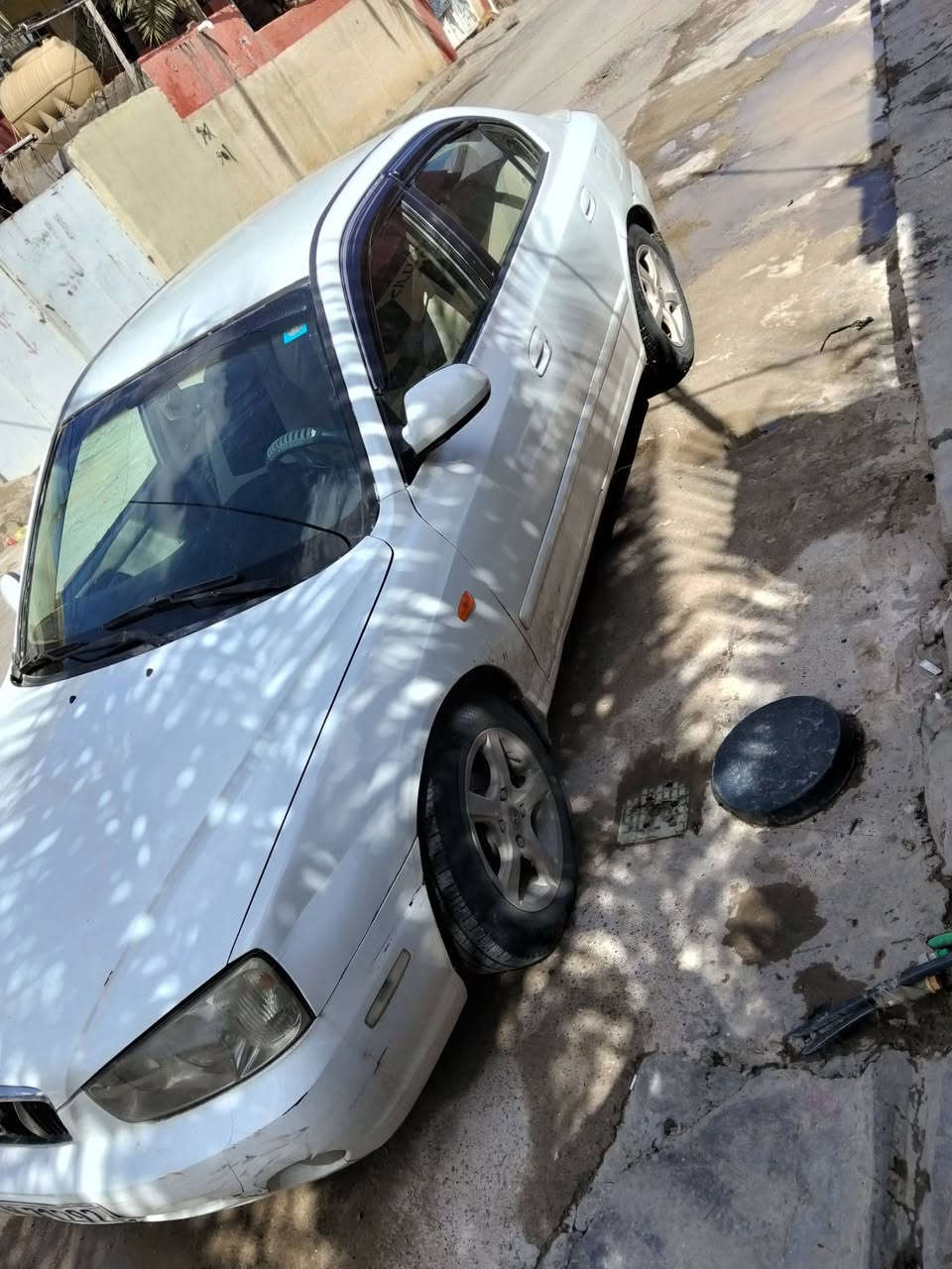 السلام عليكم سياره للبيع نوع انتره موديل 2002 رقم بغداد رقم انكليزي كير اتو وارد امريكي السعر 58  وبيه مجال لاستفسار الاتصال على رقم ***********
