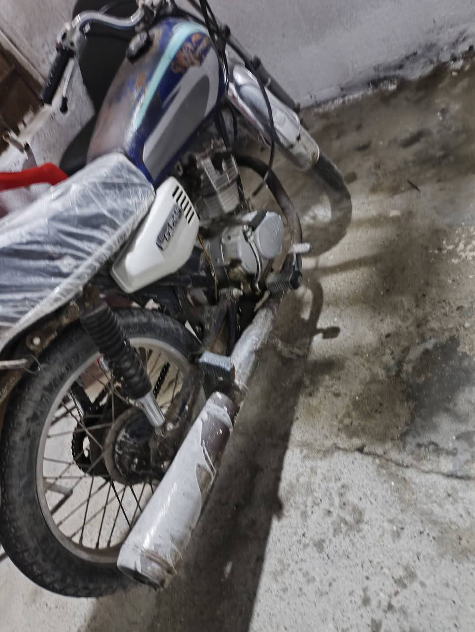 سلام عليكم دراجه ادوات شغاله بيع سريع محتاج قفل قفل ١٥٠ سعره كله شغاله عوزه ترتيبات


**إذا كنت صاحب هذا الإعلان وتريد حذفه لأي سبب، رجاءا أرسل رسالة إلى الدعم الفني**