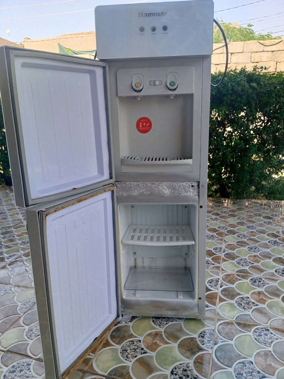 براد استخدام قليل حار وبارد شغال 60 وبيه مجال استفسار هاذا رقم ***********
