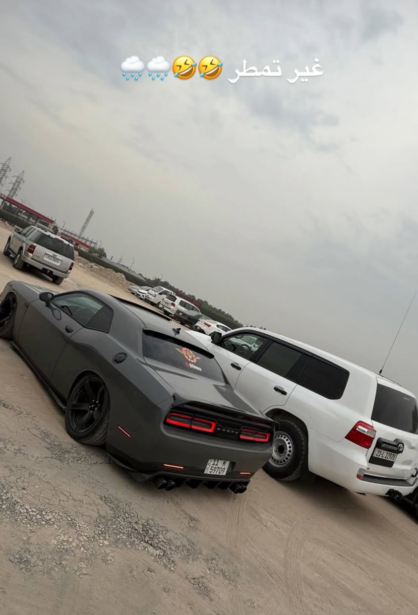 اصل مديل وشيكر2017
📍سلايد روف
📍شاشه كبيره
📍لاونج كونترول
📍ويل نجمه
📍اضافات كاربون فايبر
📍كشنات جلد حظن
📍جكات اير بفت S3
📍هدرز لونگ
ماشيه 69 ميل 
2017 
مصبوغه حزام
نقص: صدر امامي وتنفيس بجوبلس الامامي 
وعليهة غرامات تنزل من سعر السيارة
مكاني بالنجف حي الامير 
غير متواجد علنت
اتصال فقط ***********
السعر 155 وبيهة مجال بسيط
