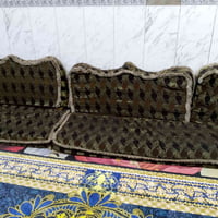 للبيع مكان بغداد الحرية 07728416858 عشر مقاعد