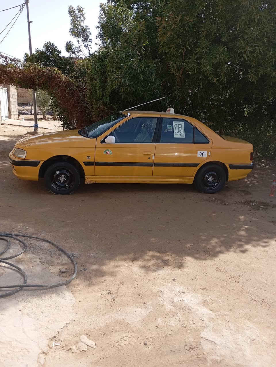 السلام عليكم بيجو بارص 2015سياره نضيفه شوفت العين رقم بغداد نكليزي بيه نواقص خفيفه سعره 39وبيه مجال حك الجيه مكان كربلاء ***********
