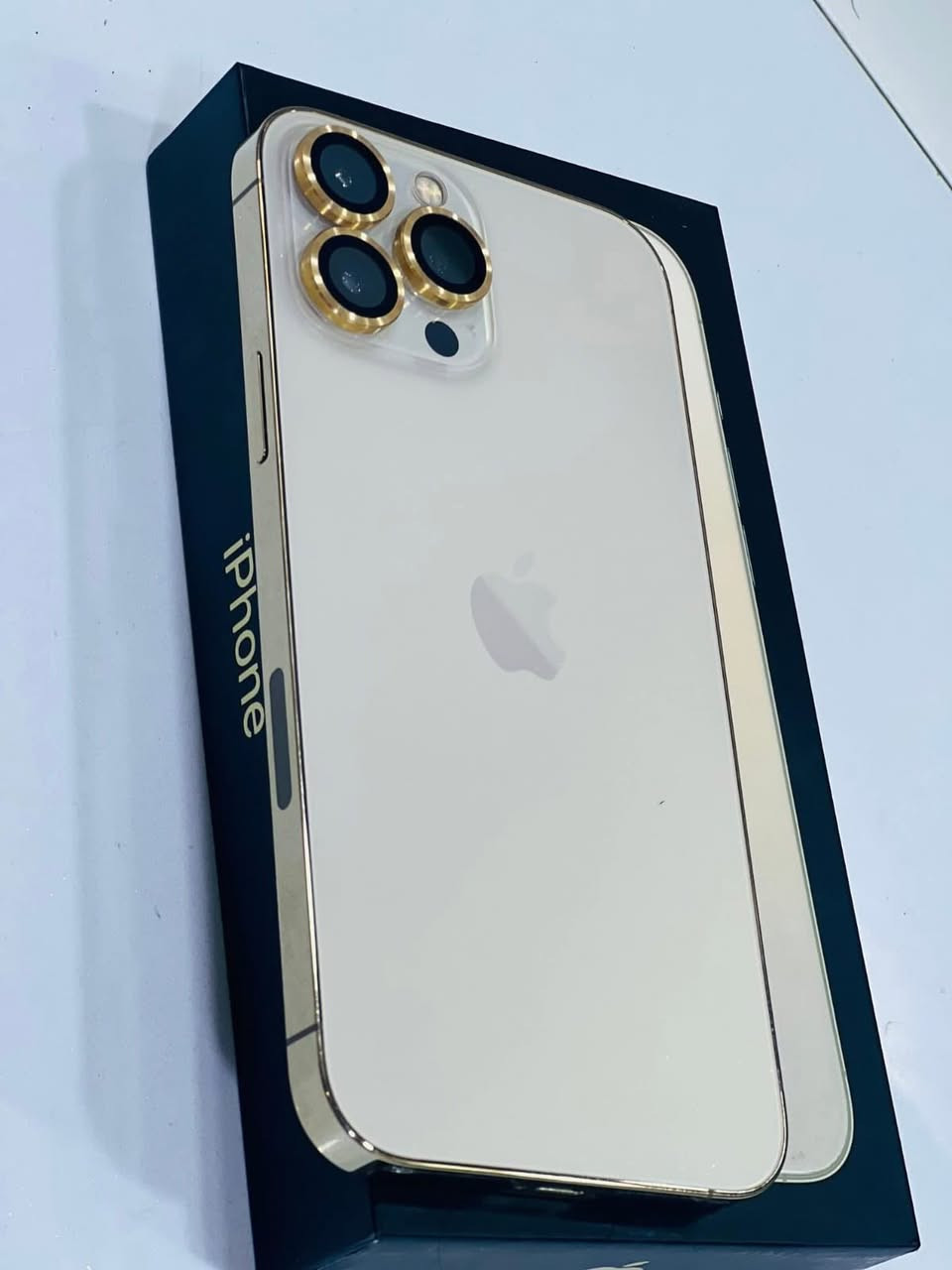 اسم الجهاز : ايفون 13 برو ماكس
النموذج  واللون : امريكي M ذهبي بالكامل
الذاكرة :  512 GB 
البطارية : 100% مرفوعة حاسبة
والحقيقية 94% شحن قوي جداً
الملحقات : كارتون 
نظافة الجهاز : نظافة عالية جداً
السعر : خاص او اتصال بسبب ضعيفين النفوس
رقم الهاتف واتس او اتصال
 ***********
