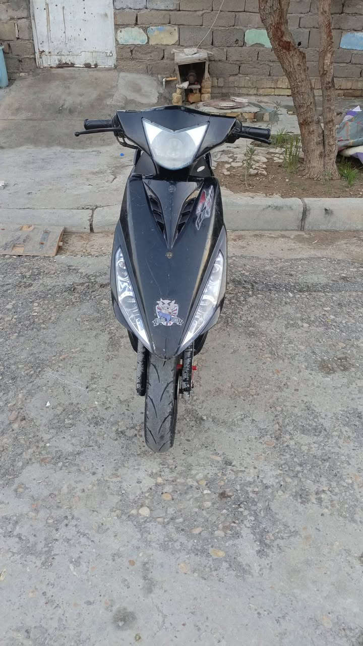 سلام عليكم دراجه نضيفه شغاله هيه ووراقه السعر850المكان المجر الكبير قرية اليرموك رقم
***********
