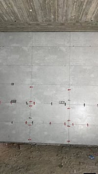 خلفه تطبيق سيراميك جدران ارضيه شغل نضيف اسعار مناسبه تواصل 07741760008