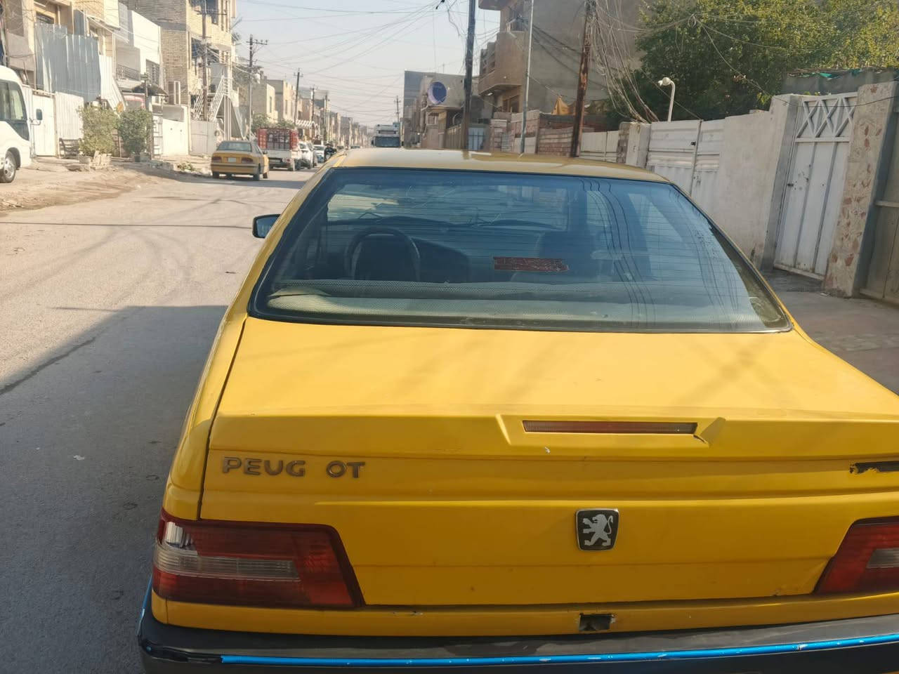 بيجو لميس 2015 بيها خيط تبخير السعر28 بيهه مجال للاستفسار***********
