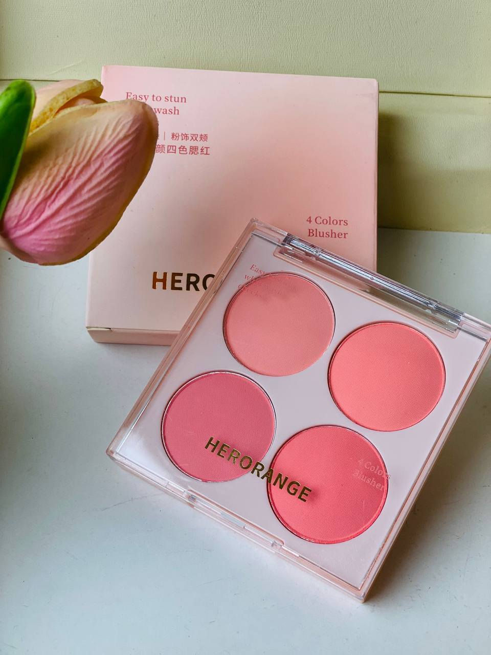 بلاشر   HERORANGE Colors Blusher 4 
البلشر الكوري من herorange يحتوي على اربعه الوان 🇰🇷
بلشر هيراورنج بتركيبة و قوام خفيفة 
🎀- سهل الدمج و ثابت لفترة طويلة 
🎀- سهل الاستخدام و التوزيع على البشرة وينطي مظهرا طبيعي
🎀- ممتاز للاستخدام اليومي
متوفر بثلاث درجات : 
#01 #02 #03

السعر ٦ الاف 
🚘يوجد خدمة توصيل لجميع محافظات العراق ٤ الاف 🚘


**إذا كنت صاحب هذا الإعلان وتريد حذفه لأي سبب، رجاءا أرسل رسالة إلى الدعم الفني**